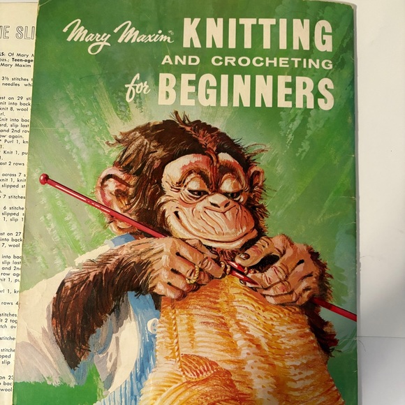 Vintage Knitting and Crocheting for Beginners Book Mary Maxim Book - Picture 7 of 9